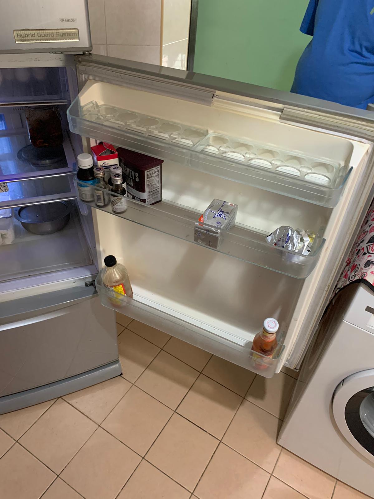 Supply And Replace Fridge Gasket